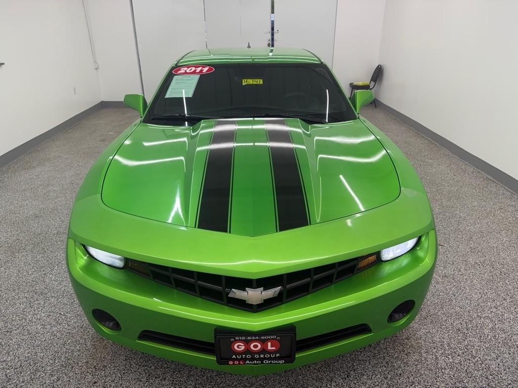 Chevrolet Camaro LS Coupe 2011