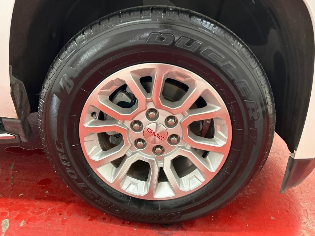 GMC Yukon XL SLT 2WD 2016