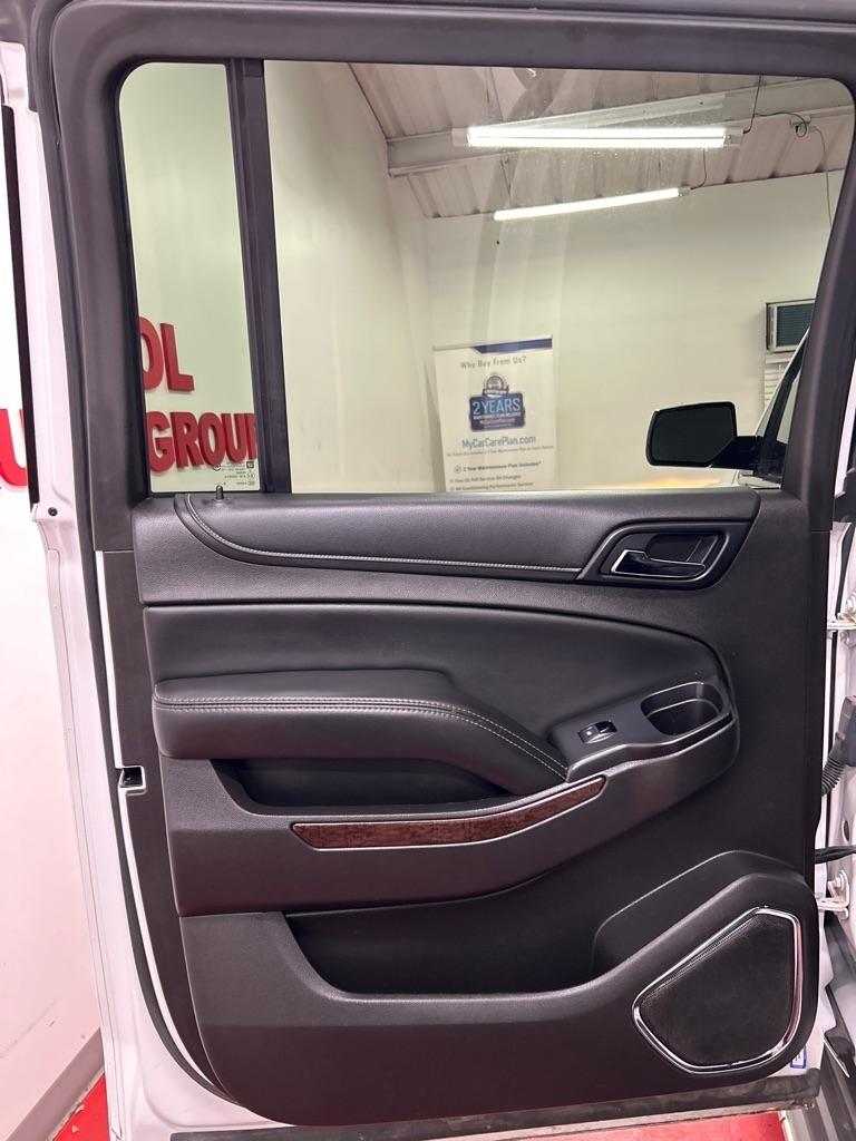 GMC Yukon XL SLT 2WD 2016