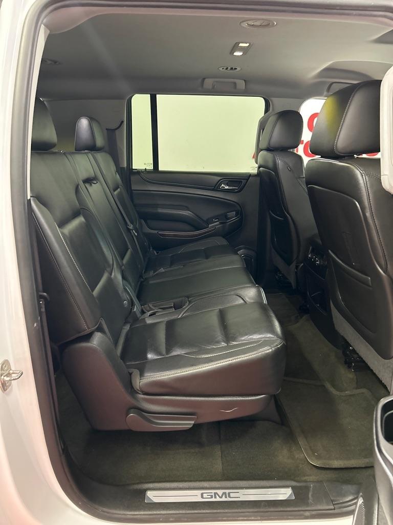 GMC Yukon XL SLT 2WD 2016