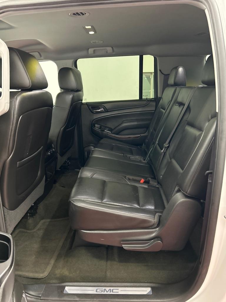 GMC Yukon XL SLT 2WD 2016