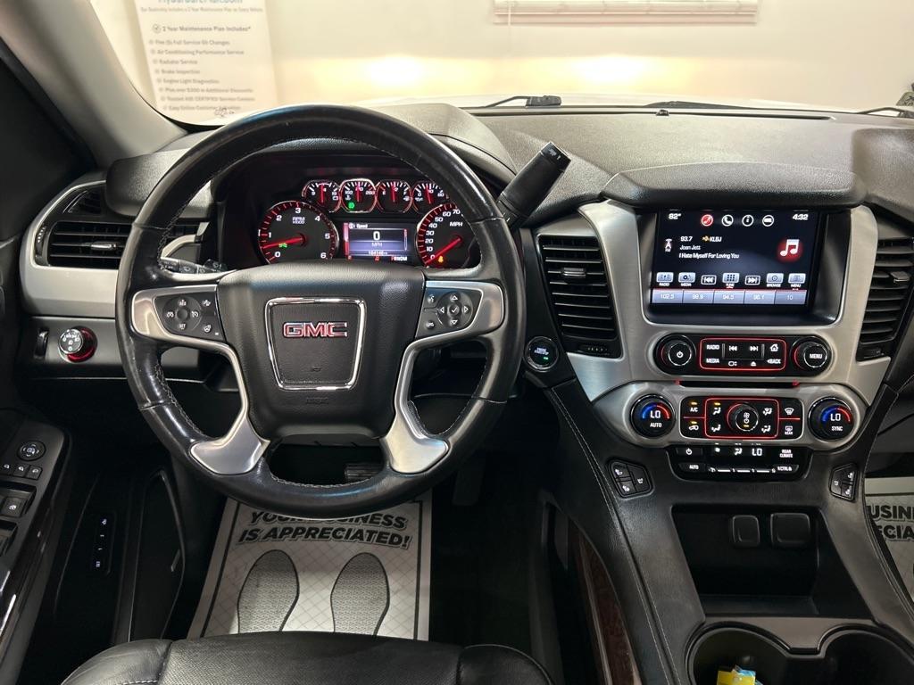 GMC Yukon XL SLT 2WD 2016
