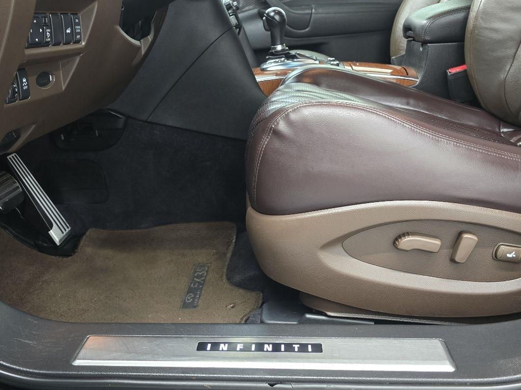 Infiniti FX FX35 2WD 2012