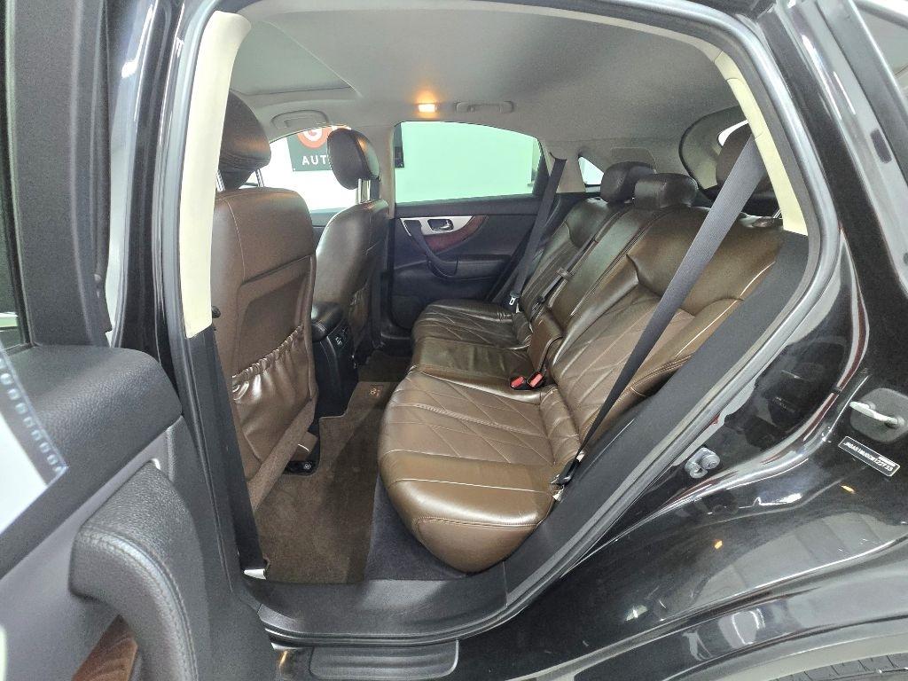 Infiniti FX FX35 2WD 2012