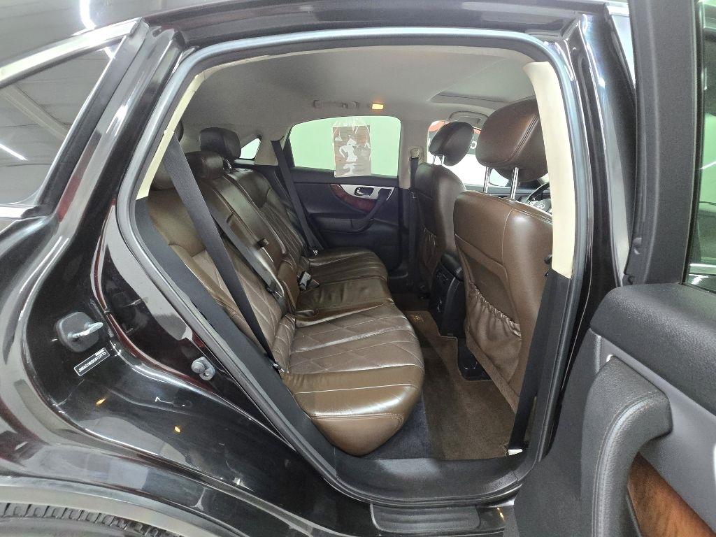 Infiniti FX FX35 2WD 2012