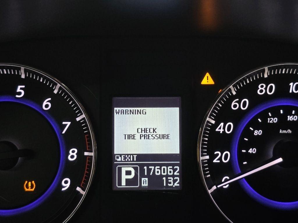 Infiniti FX FX35 2WD 2012