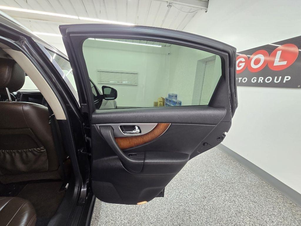 Infiniti FX FX35 2WD 2012