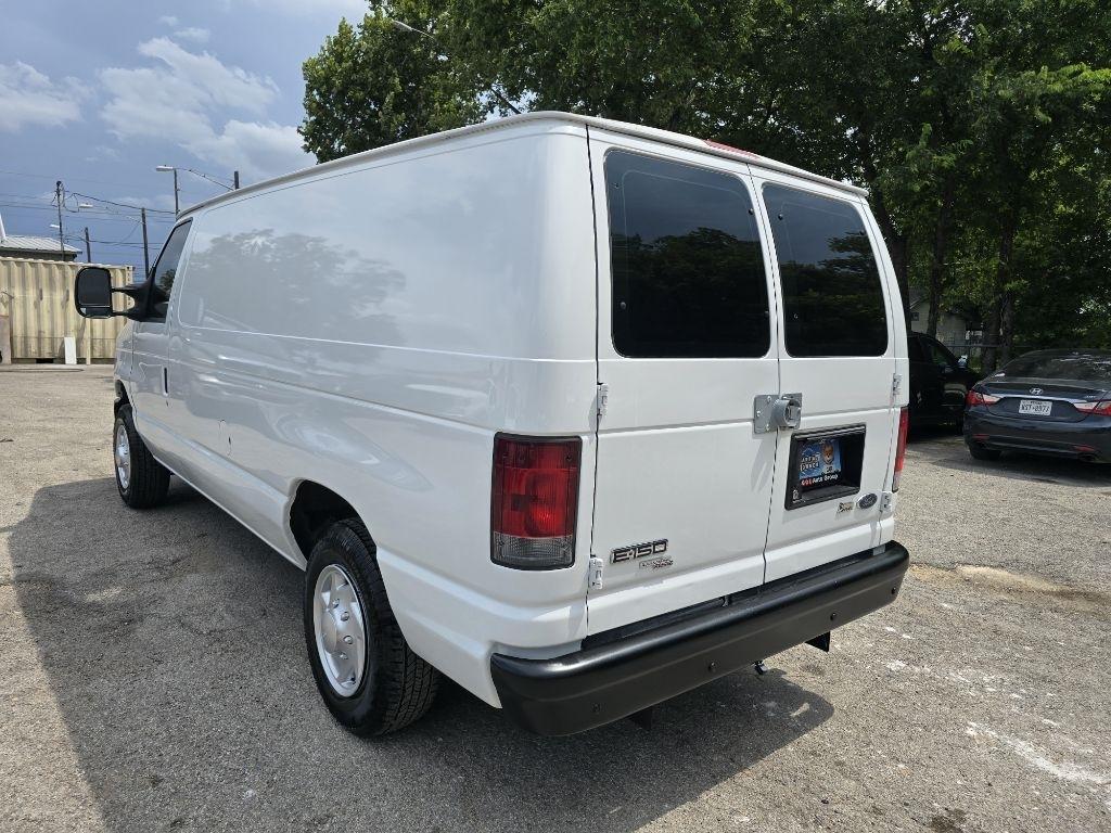 Ford Econoline E-150 2012