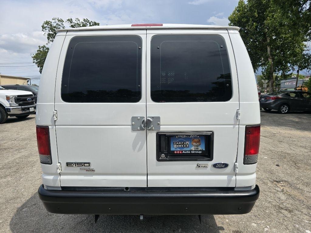 Ford Econoline E-150 2012