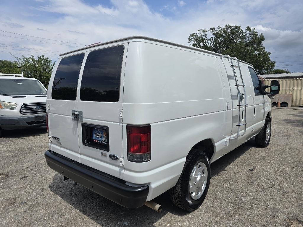 Ford Econoline E-150 2012
