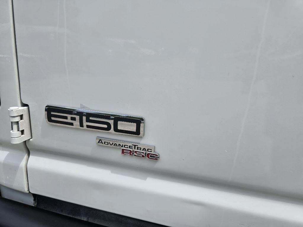Ford Econoline E-150 2012
