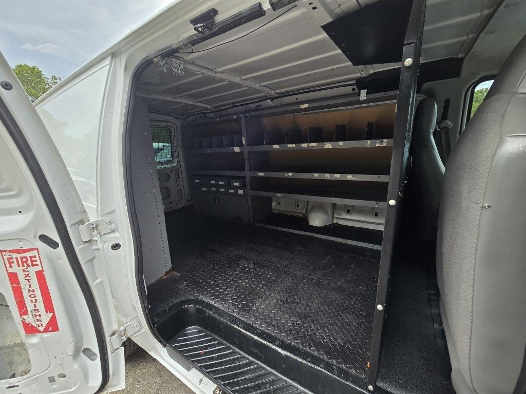 Ford Econoline E-150 2012