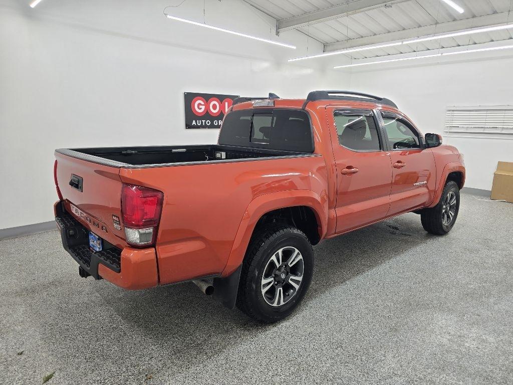 Toyota Tacoma TRD Sport Dbl Cab 2WD V6 at 2017