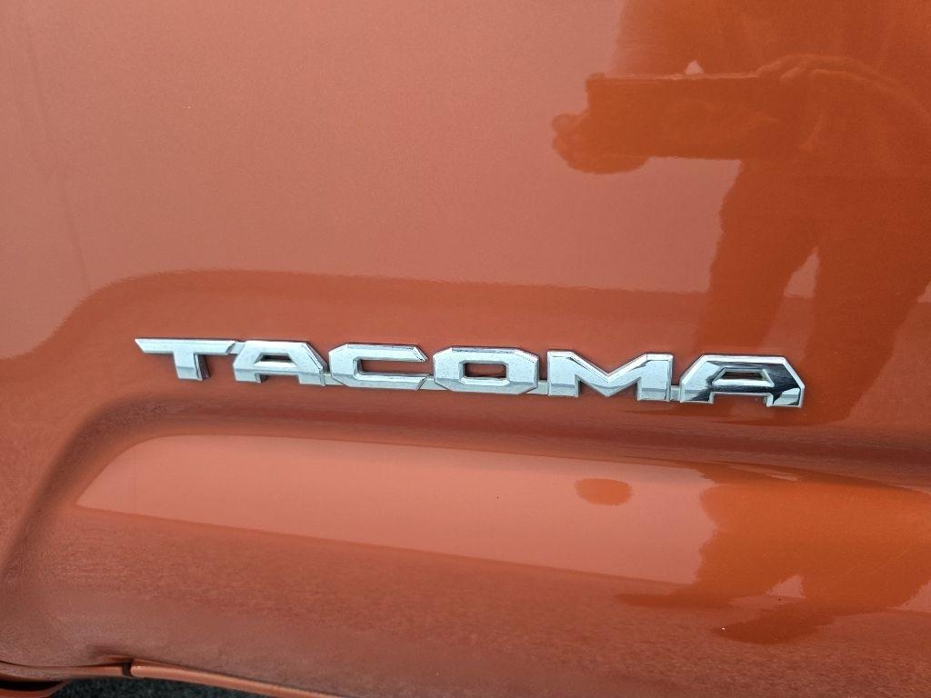 Toyota Tacoma TRD Sport Dbl Cab 2WD V6 at 2017