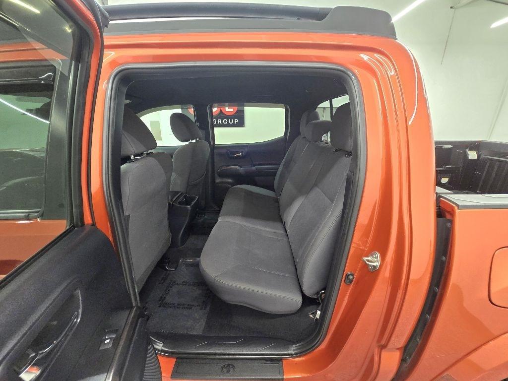 Toyota Tacoma TRD Sport Dbl Cab 2WD V6 at 2017