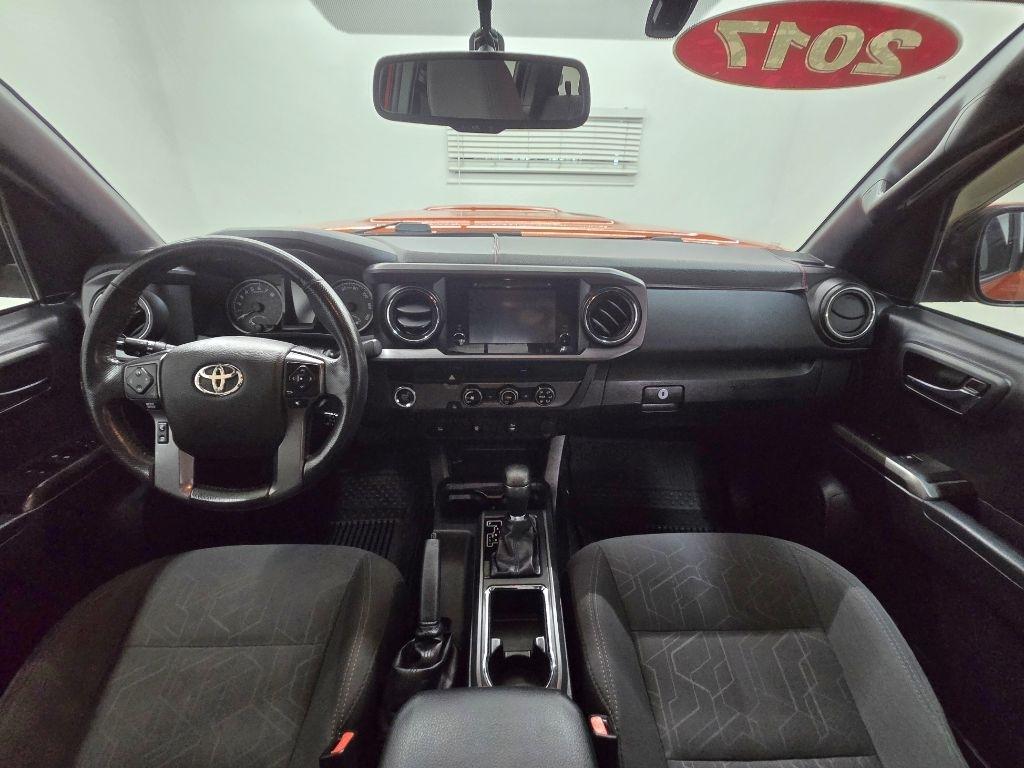 Toyota Tacoma TRD Sport Dbl Cab 2WD V6 at 2017