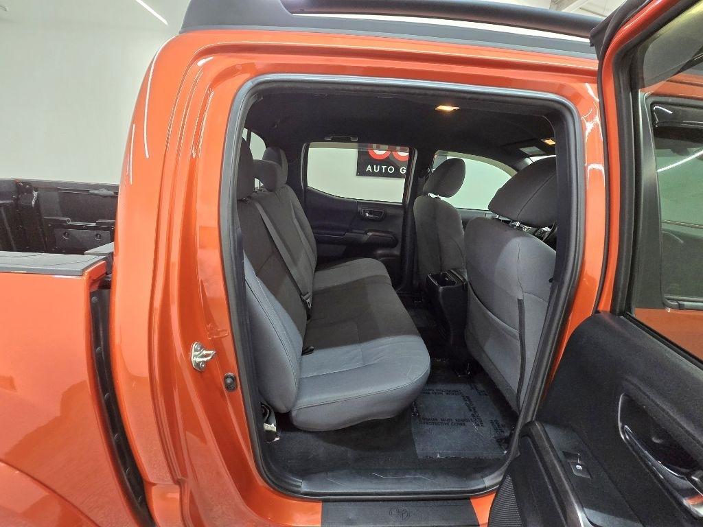 Toyota Tacoma TRD Sport Dbl Cab 2WD V6 at 2017
