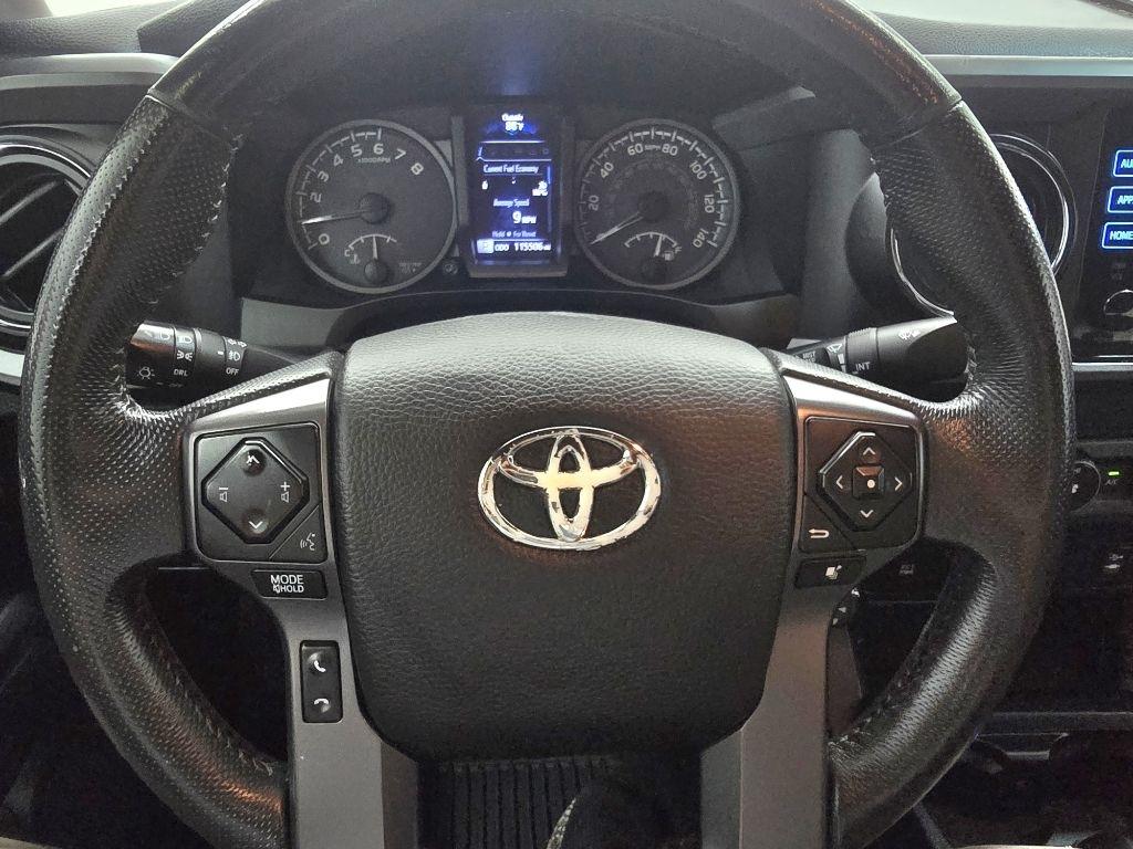 Toyota Tacoma TRD Sport Dbl Cab 2WD V6 at 2017