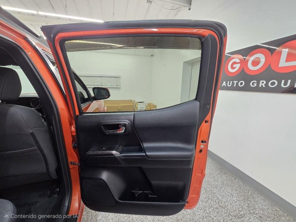Toyota Tacoma TRD Sport Dbl Cab 2WD V6 at 2017