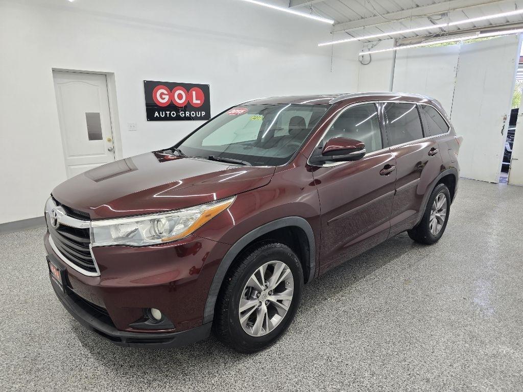 Toyota Highlander XLE FWD V6 2015
