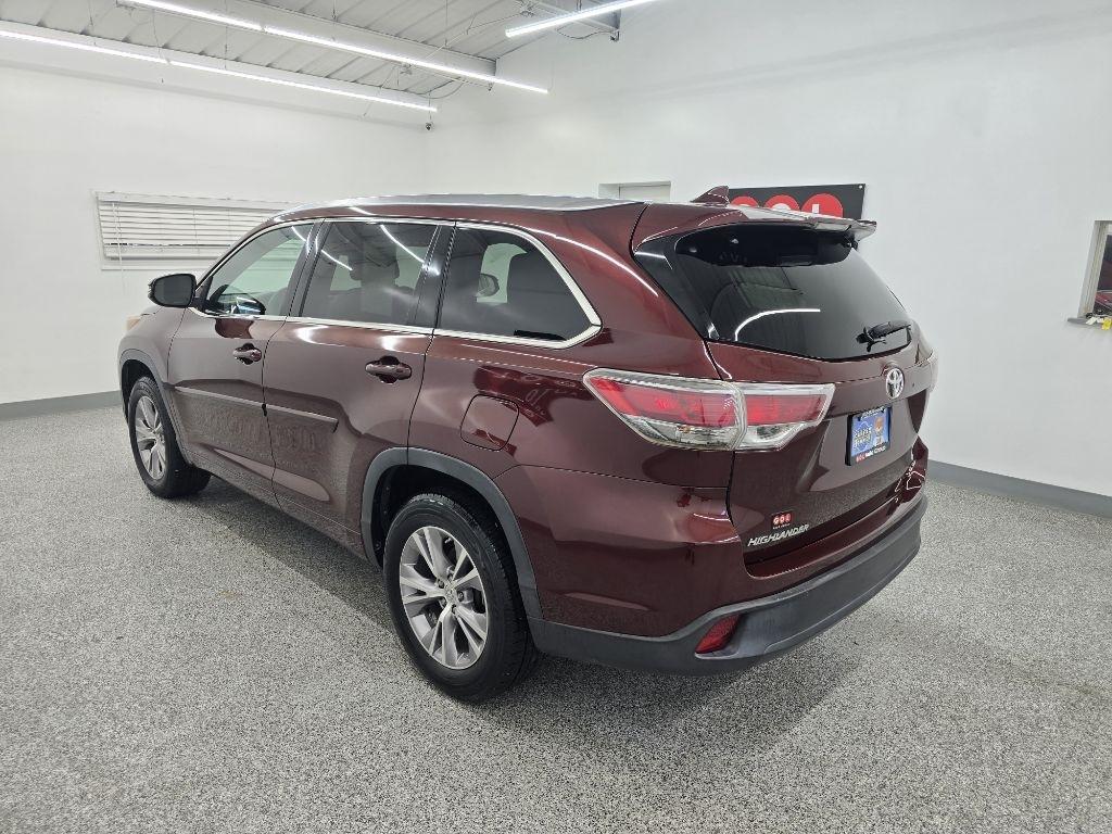 Toyota Highlander XLE FWD V6 2015