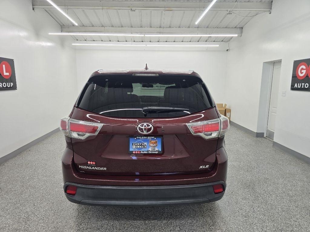 Toyota Highlander XLE FWD V6 2015