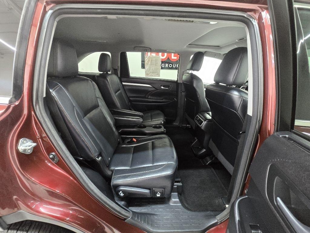 Toyota Highlander XLE FWD V6 2015