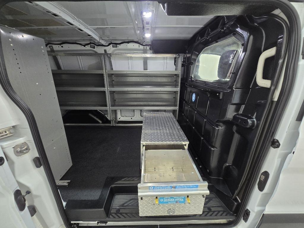 Ford Transit 150 Van Low Roof w/Sliding Pass. 130-in. WB 2022