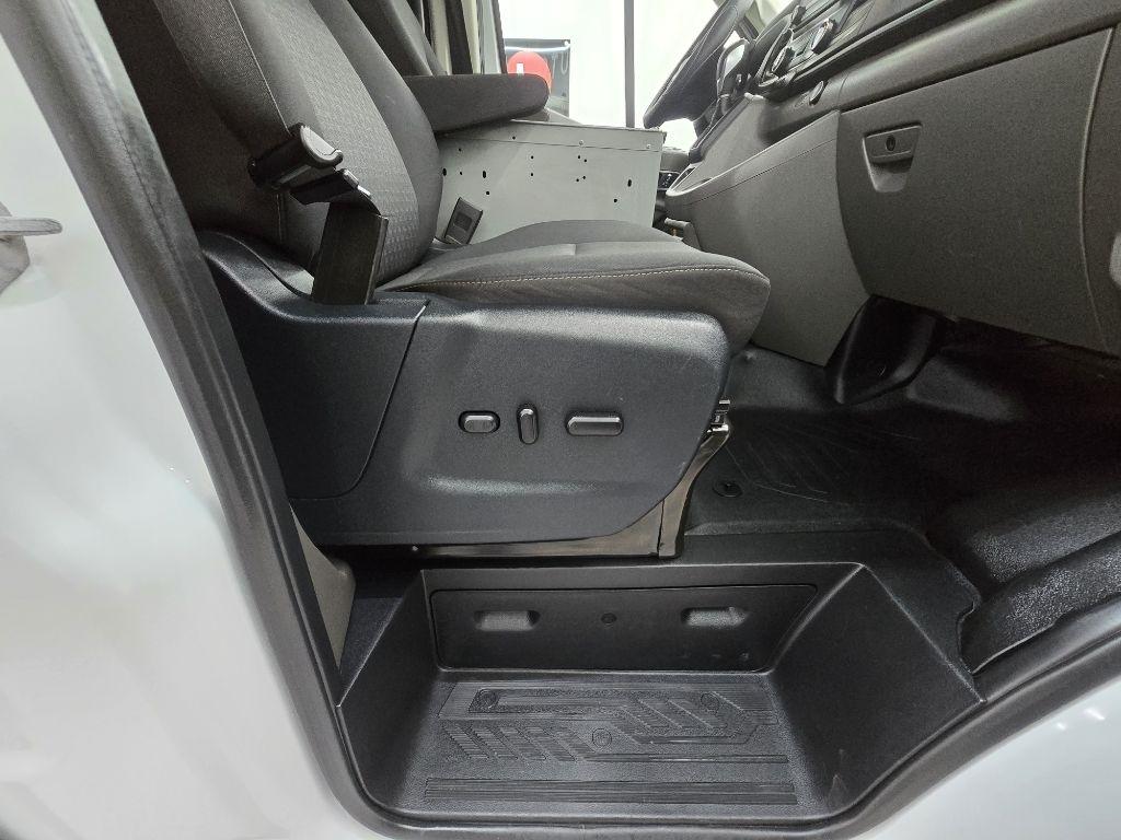 Ford Transit 150 Van Low Roof w/Sliding Pass. 130-in. WB 2022