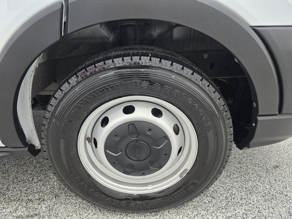 Ford Transit 150 Van Low Roof w/Sliding Pass. 130-in. WB 2022