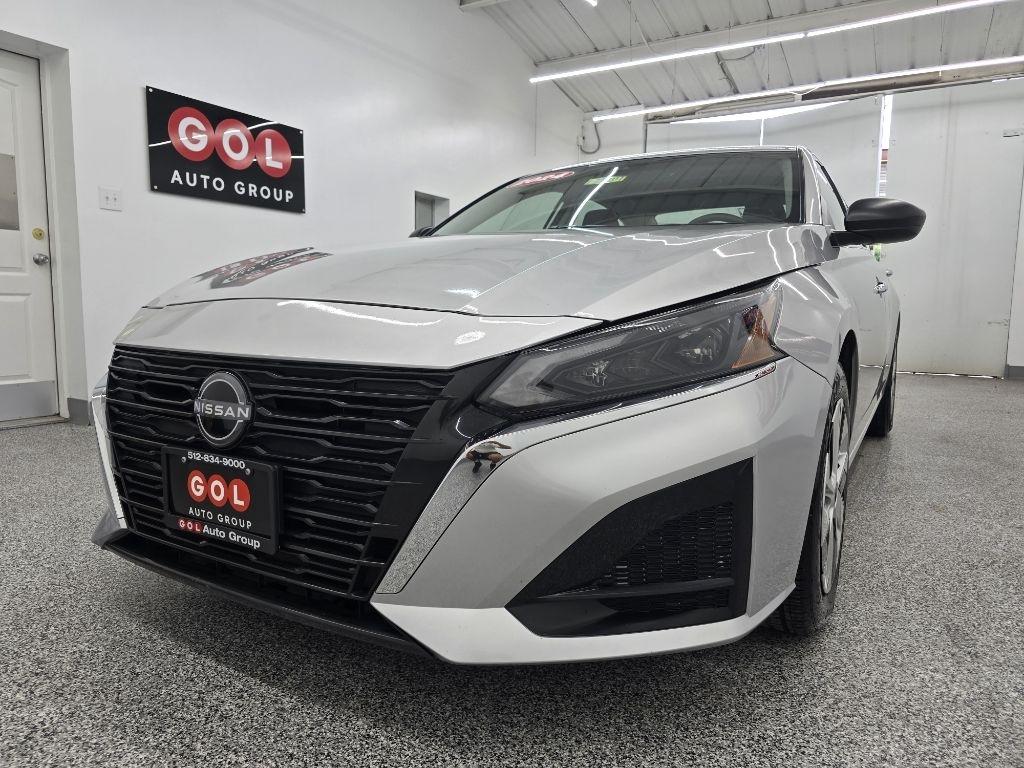 Nissan Altima 2.5 S 2024