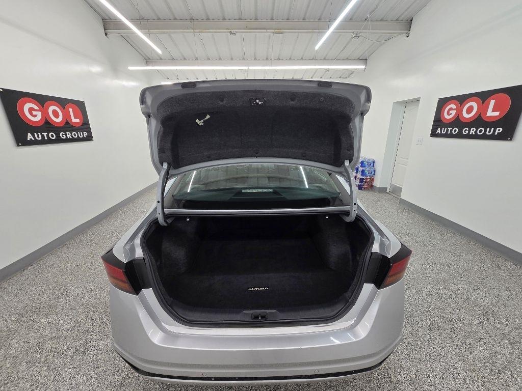 Nissan Altima 2.5 S 2024