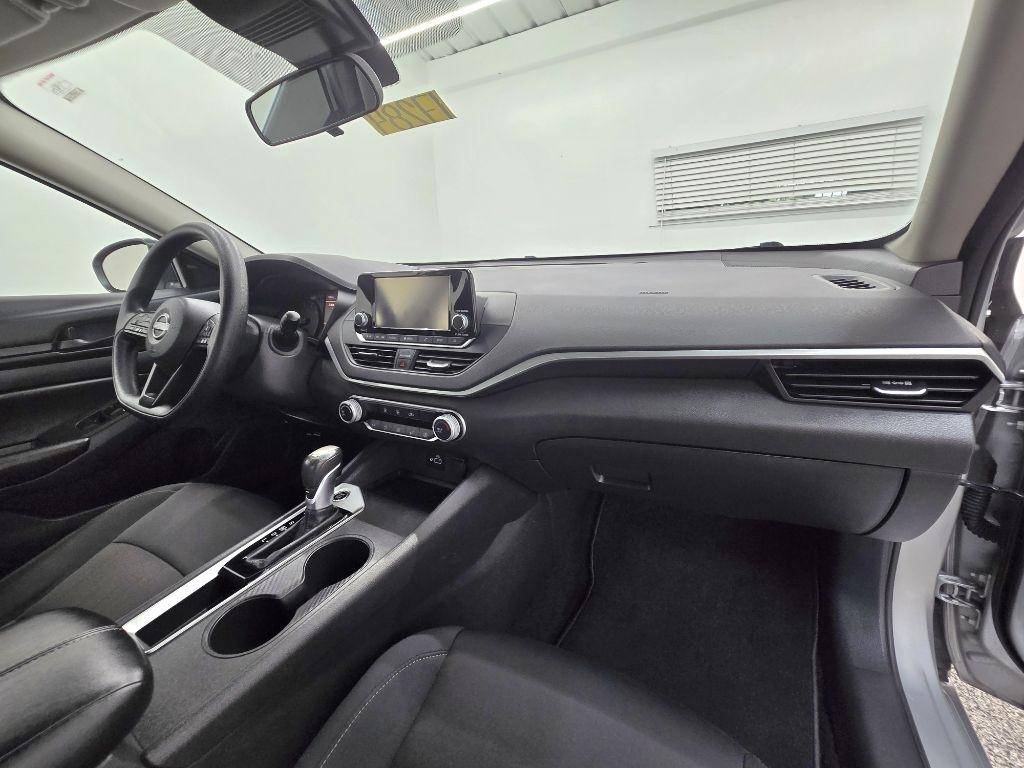 Nissan Altima 2.5 S 2024