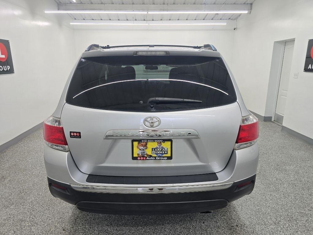 Toyota Highlander Limited 2WD 2013