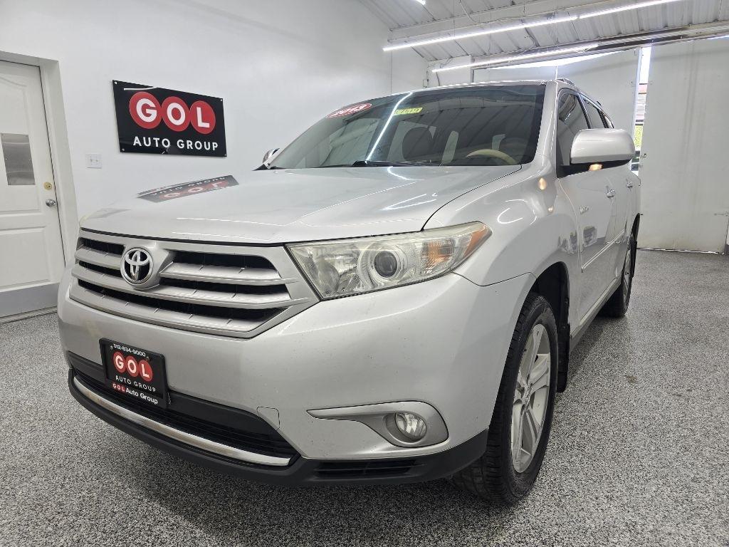 Toyota Highlander Limited 2WD 2013