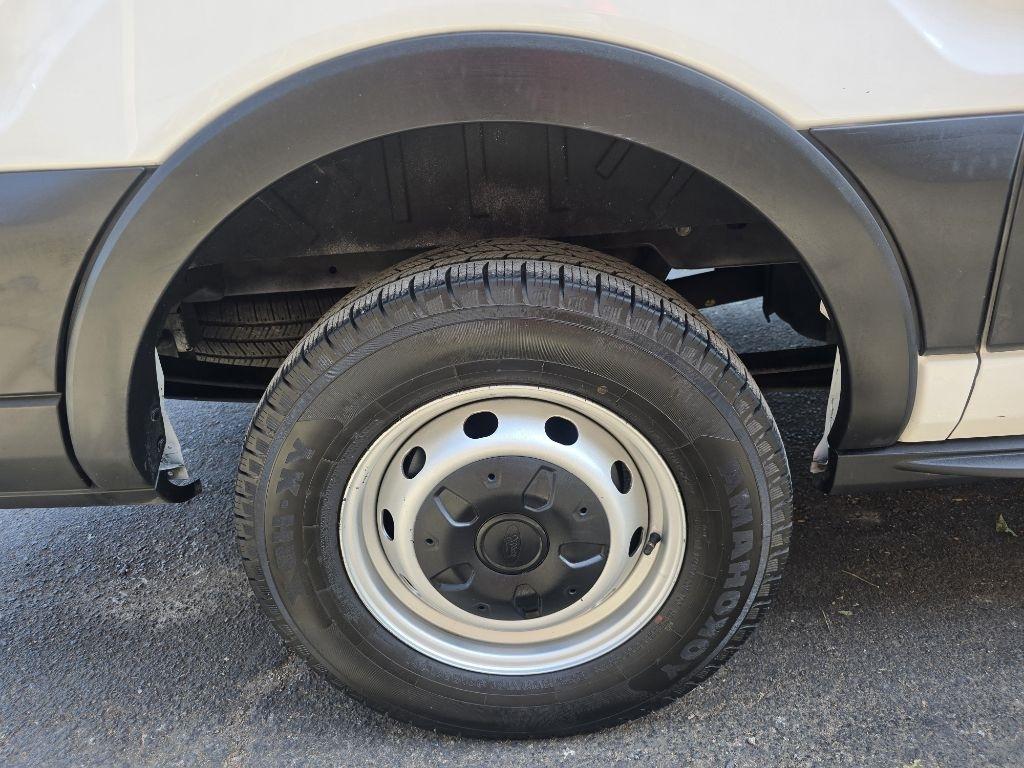 Ford Transit 250 Van Med. Roof w/Sliding Pass. 130-in. WB 2020