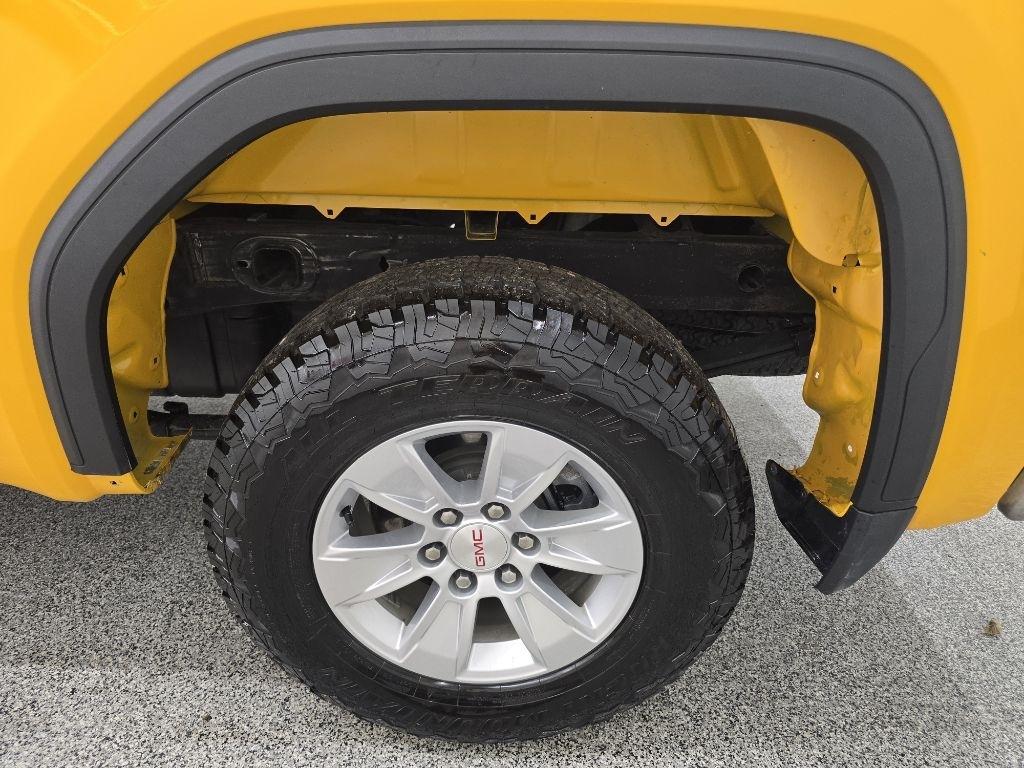 GMC Sierra 1500 Base Double Cab 2WD 2021