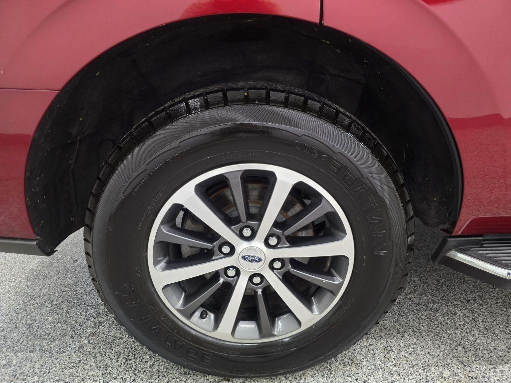 Ford Expedition XLT 2WD 2018