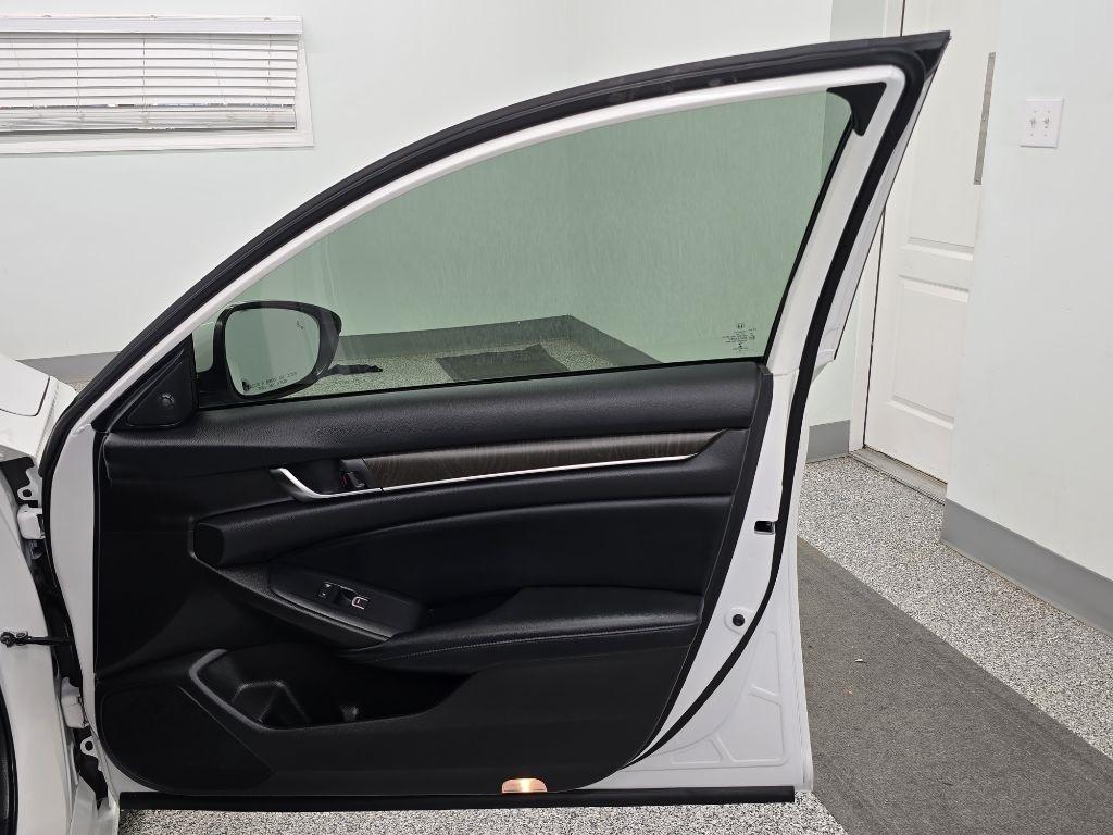 Honda Accord Touring 2.0T 10A 2018