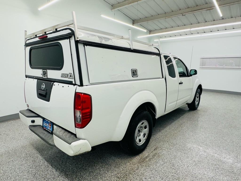 Nissan Frontier SV King Cab I4 5MT 2WD 2017