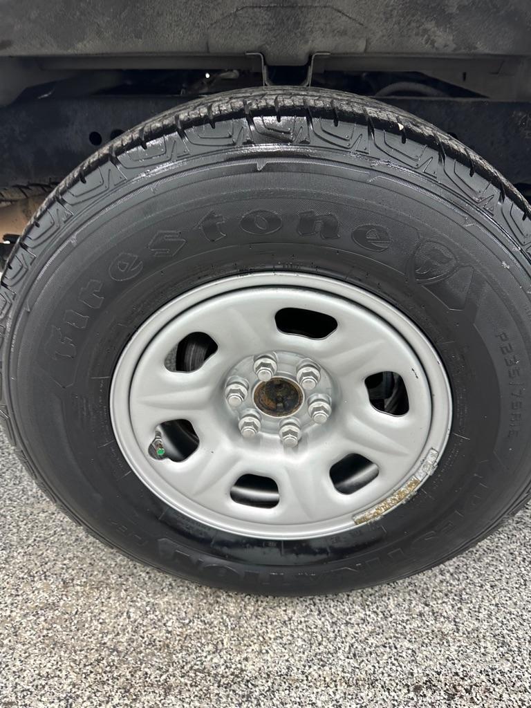 Nissan Frontier SV King Cab I4 5MT 2WD 2017