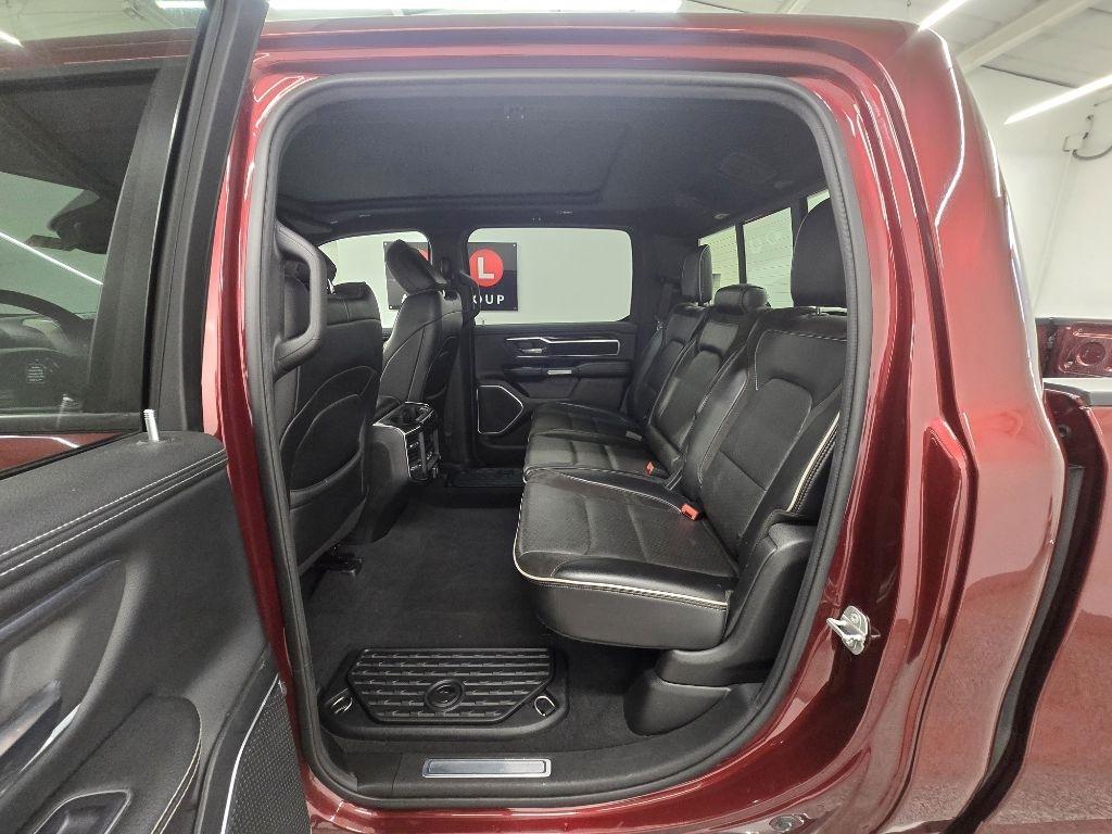 RAM 1500 Laramie Crew Cab SWB 2WD 2019