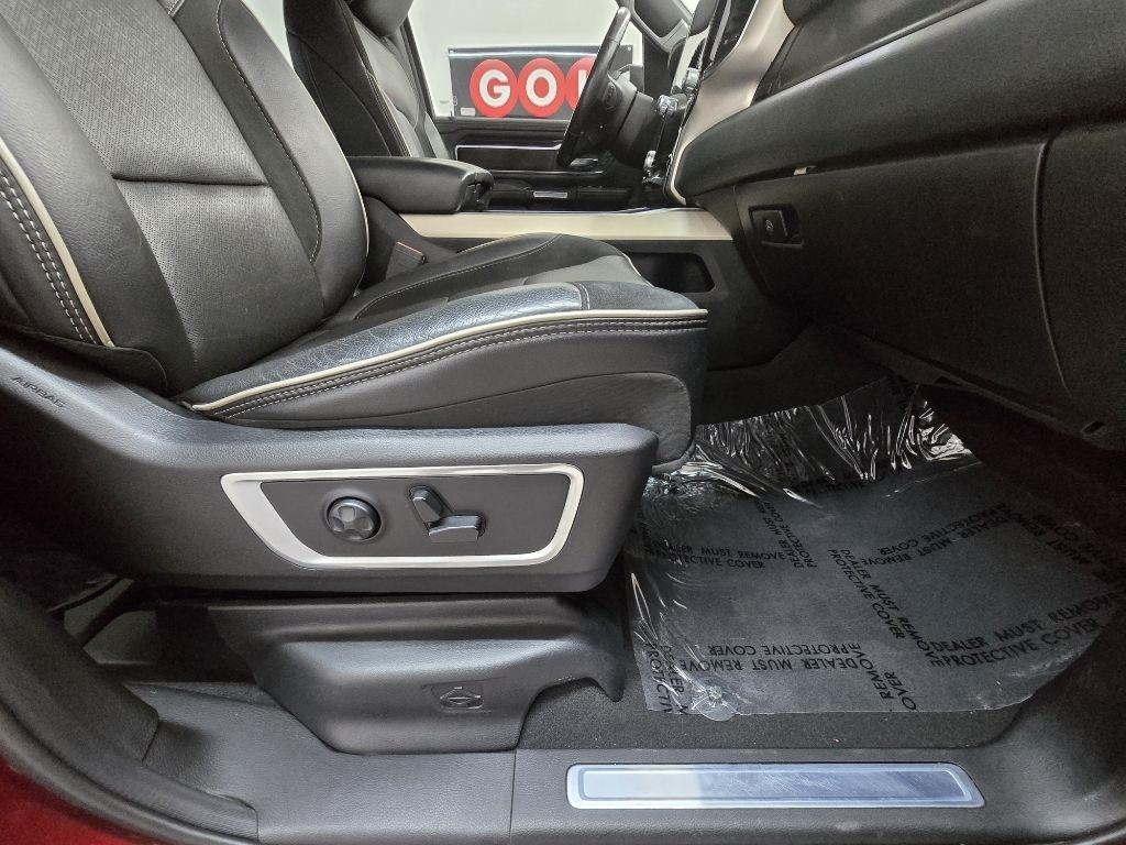 RAM 1500 Laramie Crew Cab SWB 2WD 2019