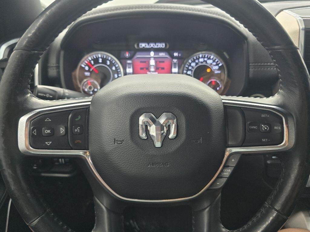 RAM 1500 Laramie Crew Cab SWB 2WD 2019