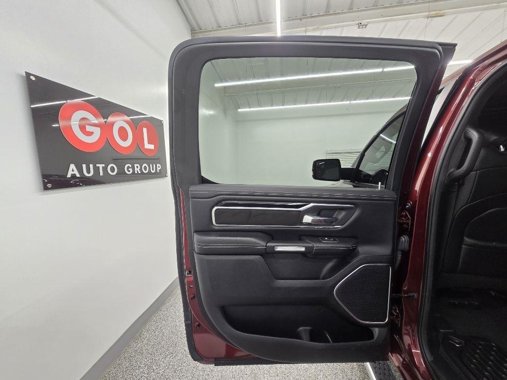 RAM 1500 Laramie Crew Cab SWB 2WD 2019