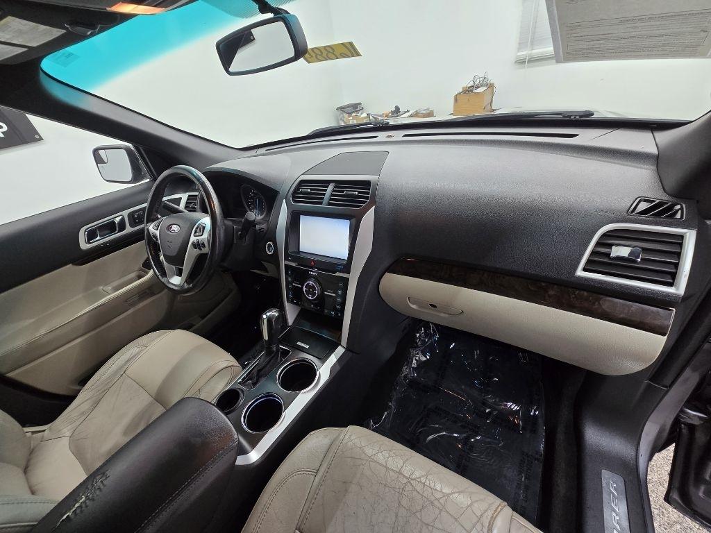 Ford Explorer Limited FWD 2013