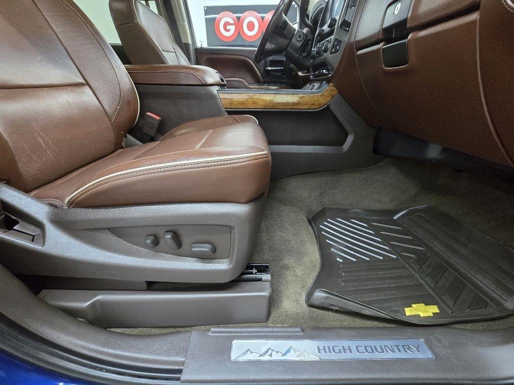 Chevrolet Silverado 1500 High Country Crew Cab 4WD 2015