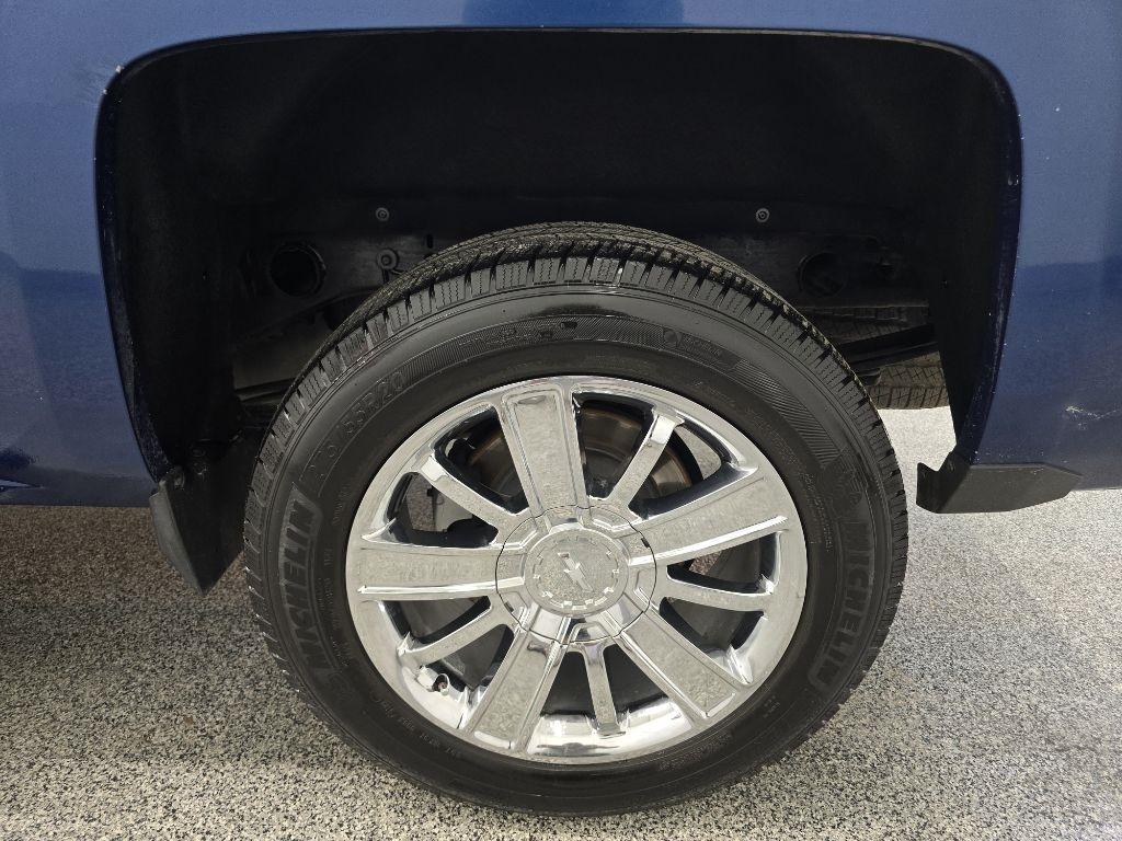 Chevrolet Silverado 1500 High Country Crew Cab 4WD 2015