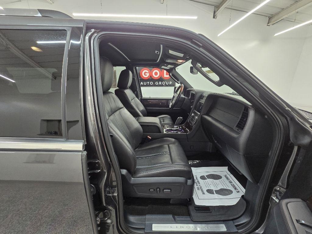 Lincoln Navigator L Reserve 2WD 2016