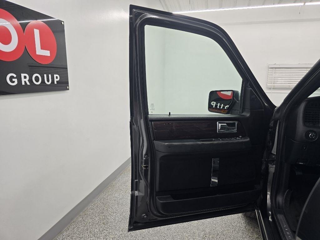 Lincoln Navigator L Reserve 2WD 2016